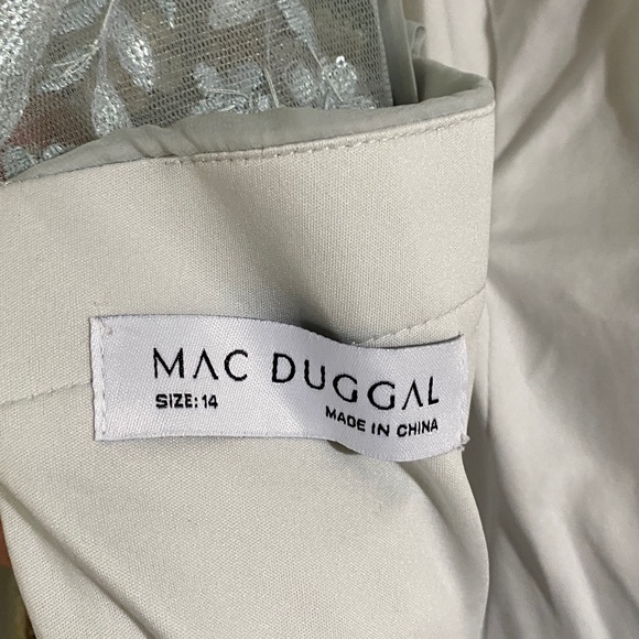 NWT Mac Duggal Blue Embellished Cap Sleeve Bodice Flowy Gown 79365 Size 14 - Picture 14 of 16